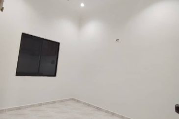 Gelang Patah- Taman Dato Syed Mohd Idrus -🏡 Corner lot Single Storey Terrace House