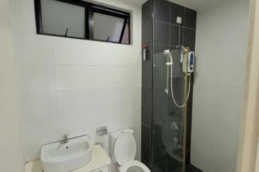 Skudai-Platino Service Apartment-Next to Paradigm Mall