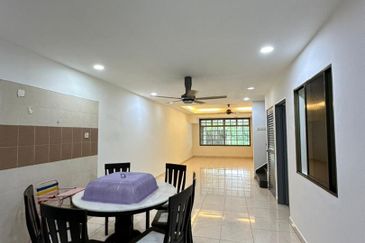Kulai Senai -Taman Bukit Senang -Jalan Senang-Double Storey House