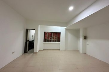 Kulai Senai -Taman Bukit Senang -Jalan Senang-Double Storey House