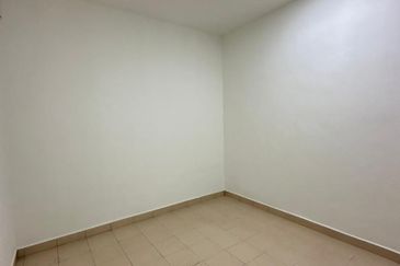 Kulai Senai -Taman Bukit Senang -Jalan Senang-Double Storey House