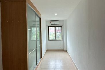 Kulai Senai -Taman Bukit Senang -Jalan Senang-Double Storey House