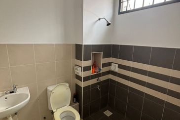 JB Bukit Indah 24 -Double Storey House-20x65