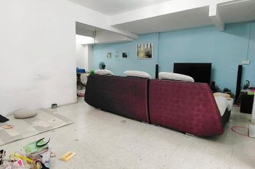 Kulai -Taman Kota Kulai- Jalan Saga- Double Storey House - ⁠Unblock view