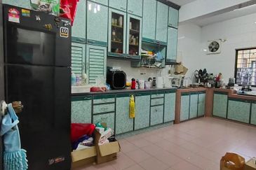 Kulai -Taman Kota Kulai- Jalan Saga- Double Storey House - ⁠Unblock view