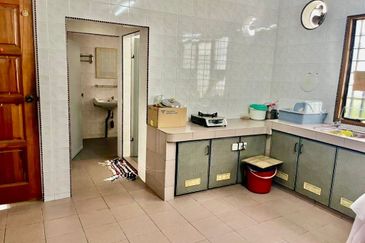 Kulai -Taman Kota Kulai- Jalan Saga- Double Storey House - ⁠Unblock view