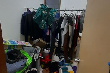 Kulai Taman Putri -Jalan Sri Putri 8/2-  Lavender park shoplot Apartment