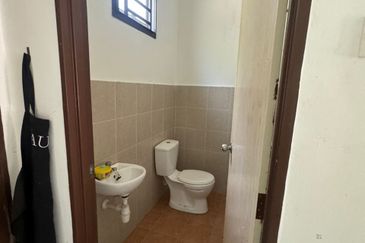 Kulai Senai -Taman Scientax 2 - Double Storey Terrace House