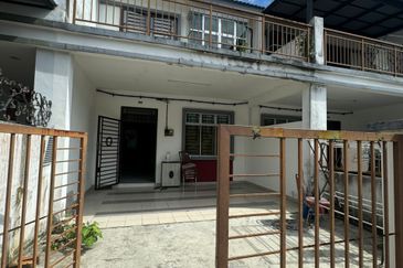 Kulai Senai -Taman Scientax 2 - Double Storey Terrace House