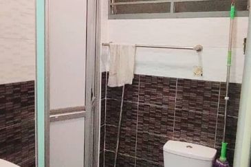 Kulai Saleng -Jalan Jambu -Double Storey 20x65