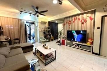 Kulai Saleng -Jalan Jambu -Double Storey 20x65