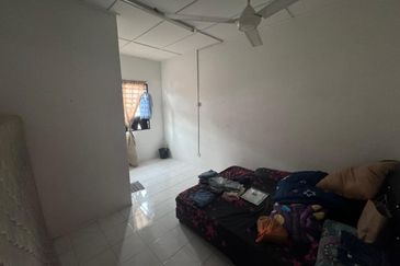 Kulai Taman Putri Kulai -Jalan Sri Putri 公主城第 9 期 🔎 Double Storey Terrace House  -Unblock unitk