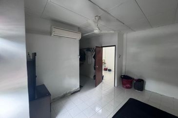 Kulai Taman Putri Kulai -Jalan Sri Putri 公主城第 9 期 🔎 Double Storey Terrace House  -Unblock unitk