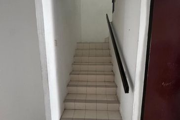 Kulai Taman Putri Kulai -Jalan Sri Putri 公主城第 9 期 🔎 Double Storey Terrace House  -Unblock unitk