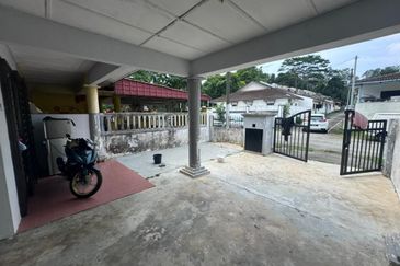 Kulai Taman Putri Kulai -Jalan Sri Putri 公主城第 9 期 🔎 Double Storey Terrace House  -Unblock unitk