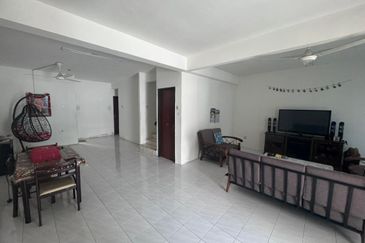 Kulai Taman Putri Kulai -Jalan Sri Putri 公主城第 9 期 🔎 Double Storey Terrace House  -Unblock unitk