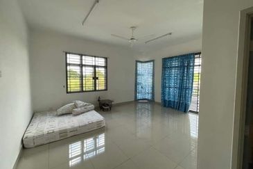 Kulai Bandar Putra Double Storey Corner Lot 