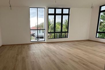 JB Taman Perling -2 Storey Semi D House -Corner Unit