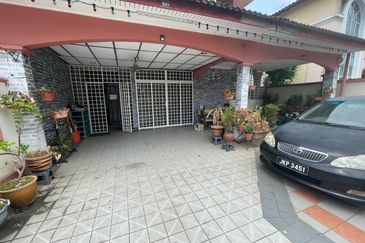 JB -Taman Perling Jalan Layang - Double Storey Semi D