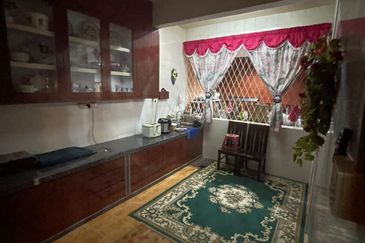 JB -Taman Perling Jalan Layang - Double Storey Semi D