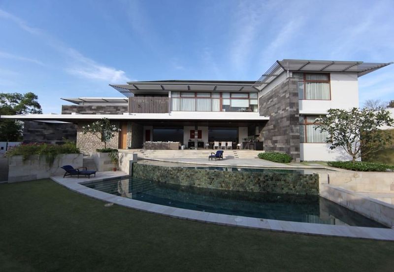 JB Iskandar Puteri.-Ledang Heights - Bungalow House with private pool