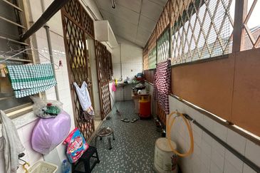 JB Taman Perling -Jln Camar -Single Storey House