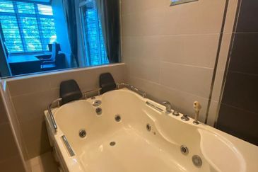 Johor Bahru Seri Austin ,East Zone Double Storey Cluster Corner