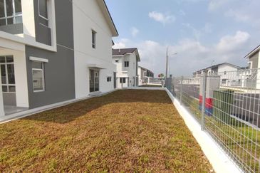 Gelang Patah Tropicana -(Beside Setia Eco Garden & Pulai Mutiara  Brand New  2 storey Terrance house  Corner 