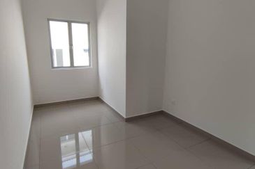 Gelang Patah Tropicana -(Beside Setia Eco Garden & Pulai Mutiara  Brand New  2 storey Terrance house  Corner 