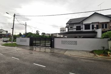 Kulai Indahpura Jalan Teratai Double Storey Corner lot