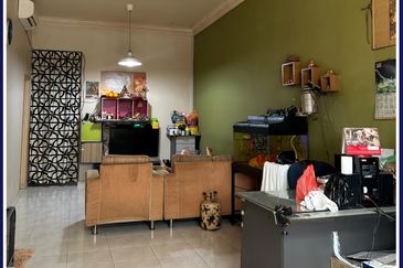 Kulai Taman Kulai Utama -Jalan Anggerik 9🌟Single Storey Terrace House 🌟1644 sqft 