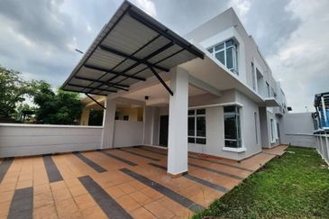 JB Kempas Height- Taman Kempas Indah Kempas Utama ~Double Storey Cluster-Full Loan Cluster 
