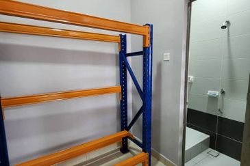 JB Kempas Height- Taman Kempas Indah Kempas Utama ~Double Storey Cluster-Full Loan Cluster 