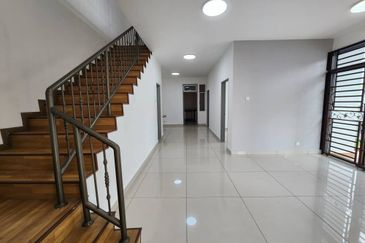 JB Kempas Height- Taman Kempas Indah Kempas Utama ~Double Storey Cluster-Full Loan Cluster 