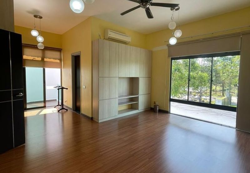 Gelang Patah/ Setia Eco Garden/ Jalan Laman Setia/ SEMI-D 2 Storey Corner Lot House/ Unblock View