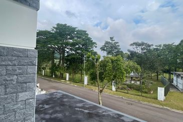 Gelang Patah/ Setia Eco Garden/ Jalan Laman Setia/ SEMI-D 2 Storey Corner Lot House/ Unblock View