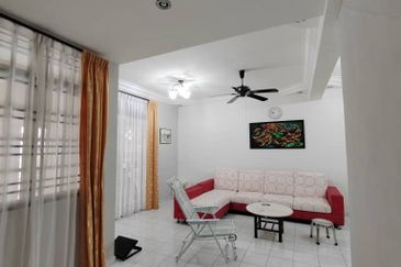 Kulai  Bandar Putra /Jalan Kasawari /Double Storey House