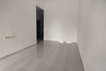 Kulai Bandar Indahpura/ Jalan Sena /Single Storey Terrace/ Unblock Unit