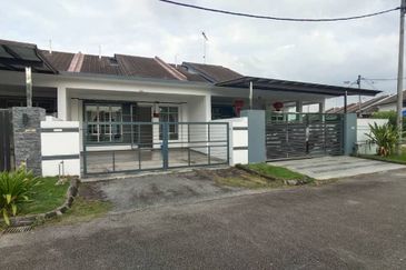 Kulai Bandar Indahpura/ Jalan Sena /Single Storey Terrace/ Unblock Unit
