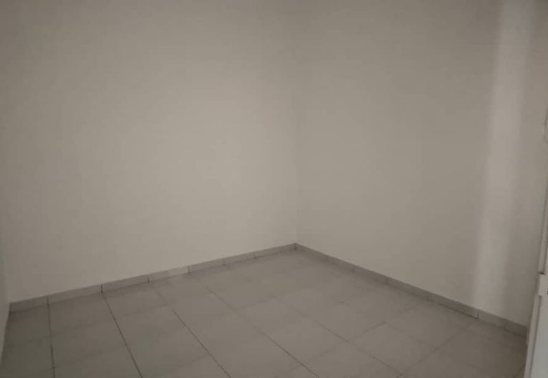 Kulai Bandar Indahpura/ Jalan Sena /Single Storey Terrace/ Unblock Unit