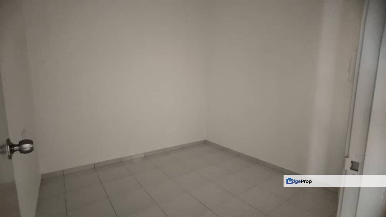 Kulai Bandar Indahpura/ Jalan Sena /Single Storey Terrace/ Unblock Unit, Johor, Kulai