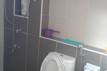 Skudai Taman Pulai Hijauan/ Double storey Terrace house /Alder