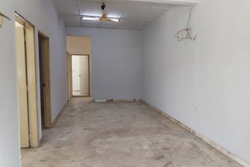 Kulai Taman Putri Kulai /Jalan Sri Putri 1 /single storey terrace house