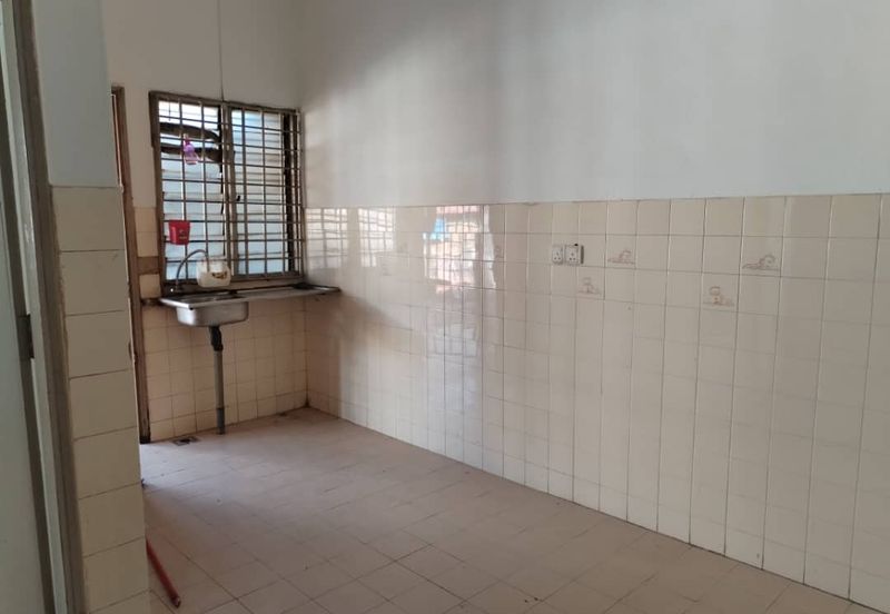 Kulai Taman Putri Kulai /Jalan Sri Putri 1 /single storey terrace house