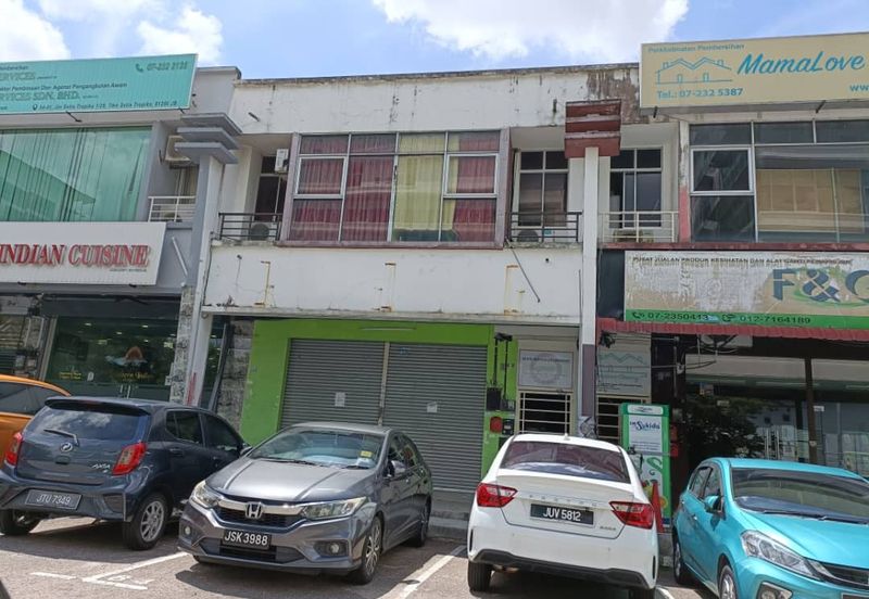 JB Taman Setia Tropika / Double storey shop- 22 x 75