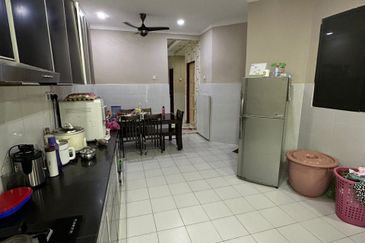 JB  Taman Desa Jaya  -Jalan Danau - Single Storey Terrace House