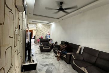 JB  Taman Desa Jaya  -Jalan Danau - Single Storey Terrace House