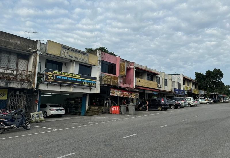 Kulai Saleng /Taman Pancasila Jalan Serunai /Double Storey Shop Lot