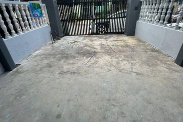 Skudai Selesa Jaya -Jalan Silat Gayung- Double Storey Low Cost