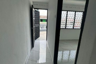 Skudai Selesa Jaya -Jalan Silat Gayung- Double Storey Low Cost